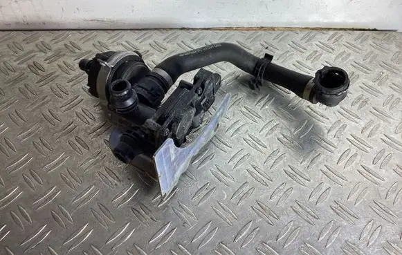 Mercedes-Benz GLC X253 C253 Coolant heater control valve A0005003600 A2135014101 A0005061300