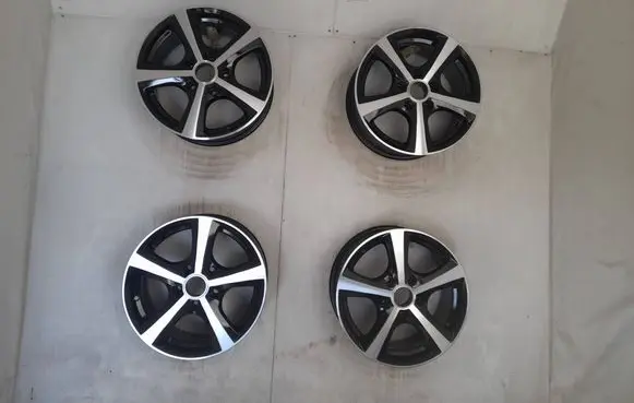 BMW 1 E82 E88 R16 alloy rim 19194002