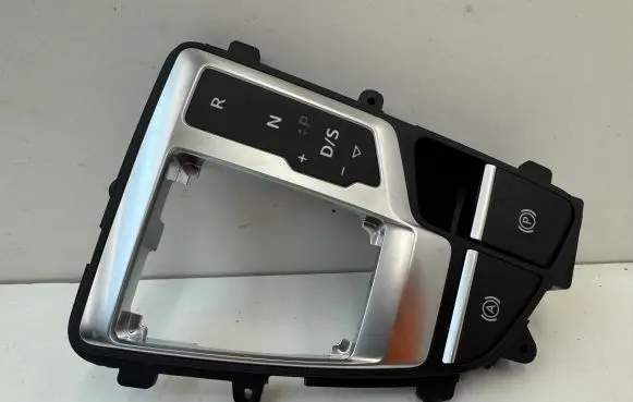 Audi Q7 4M Gear shifter surround trim plastic 4M2713111F 4M2927225A