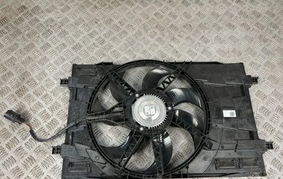 Volkswagen Golf VIII Electric radiator cooling fan 5WA121203L
