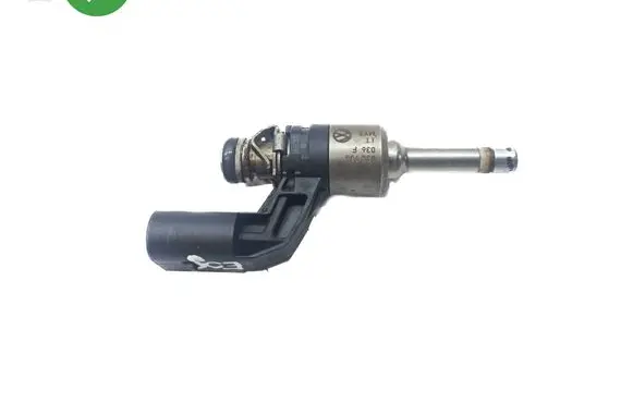 Volkswagen Eos Fuel injector 03C906036F 02762B 0378A