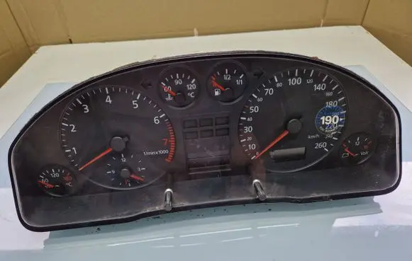 Audi A6 S6 C5 4B Speedometer (instrument cluster) 4B0919860F