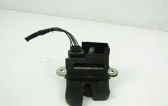 Volkswagen PASSAT B6 Tailgate/trunk/boot lock/catch/latch 3C9827645A