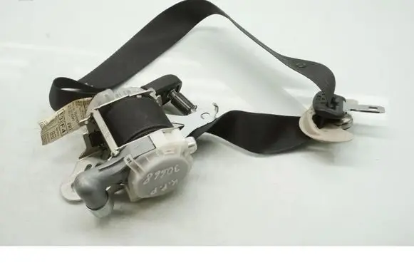 Subaru Outback Front seatbelt buckle 7S2590P