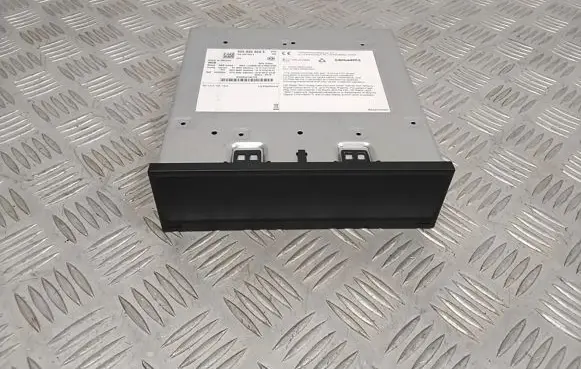Volkswagen ID.3 Radio/CD/DVD/GPS head unit 10A035820E