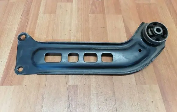 Opel Insignia B Rear control arm 94170342B 23328164 YR00050780