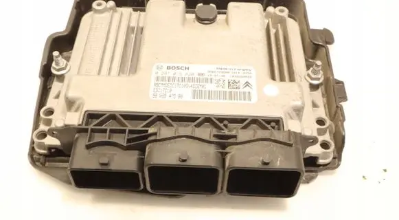 Peugeot 208 Engine control unit/module ECU 9805947580