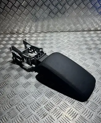 Audi Q2 - Armrest 81A864283G