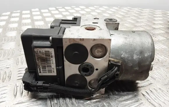 Toyota Corolla E120 E130 ABS Pump 0265216850