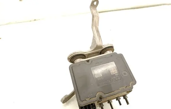 Mercedes-Benz SLK AMG R172 ABS Pump A1724314212