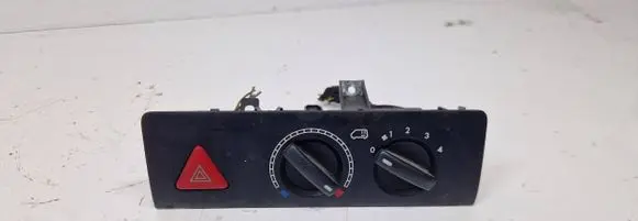 Volkswagen Transporter - Caravelle T5 Climate control unit 7E0919158 983415Z 250804K2