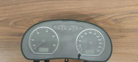 Volkswagen Polo Speedometer (instrument cluster) 6Q0920822D 110080125