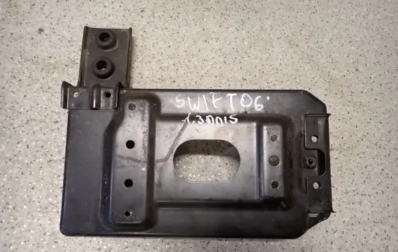 Battery box tray