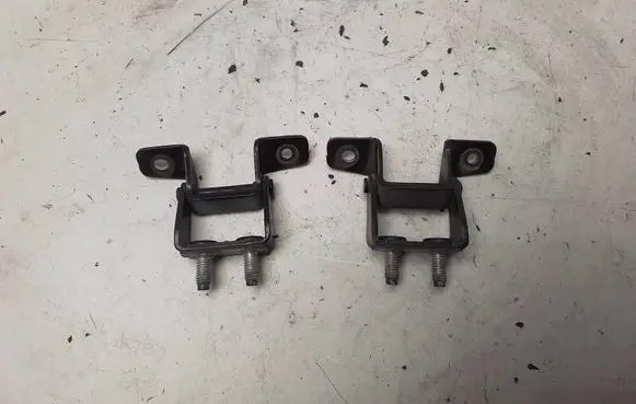 Hyundai i30 Tailgate/trunk/boot hinge
