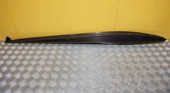 Chevrolet Corvette C8 Side skirt front trim 85635587 3184