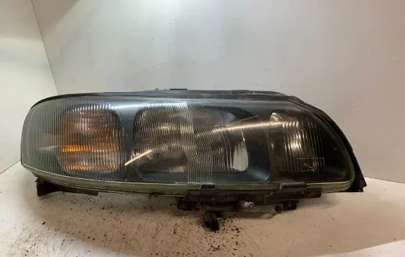 Volvo S60 Headlight/headlamp 8693582 89007864