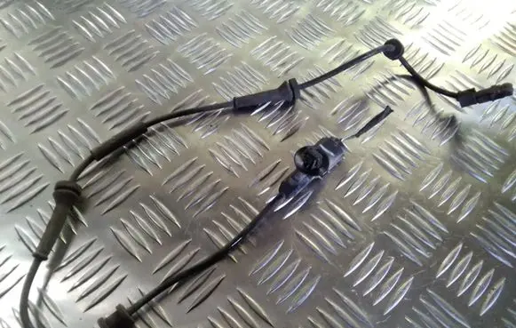 Renault Laguna III ABS rear brake sensor 10071151973