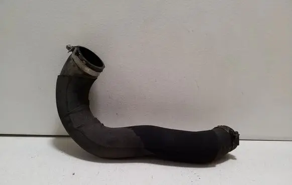 Intercooler hose/pipe