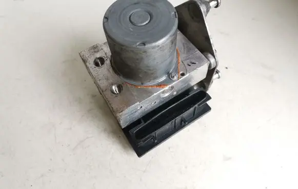 Mercedes-Benz Sprinter W906 ABS Pump 0265950353 0265234098 A0004468389