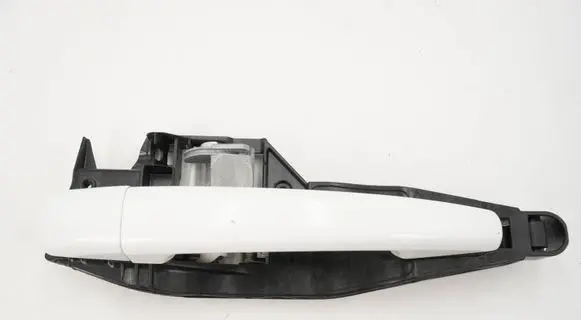 Peugeot 208 I Rear door exterior handle 9672961080