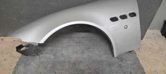 Maserati Quattroporte Fender 67064100