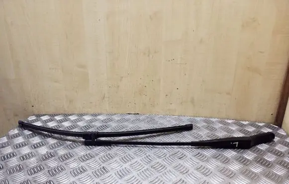 Volkswagen Golf Plus Front wiper blade arm 5M0955409A
