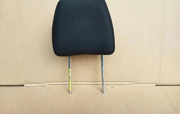 Ford Ecosport Front seat headrest 