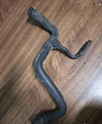 Volkswagen PASSAT B5 Engine coolant pipe/hose 03C30873