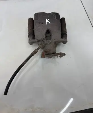 Opel Insignia A Rear brake caliper