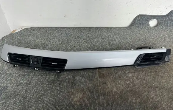 BMW X1 F48 F49 Dashboard side air vent grill/cover trim