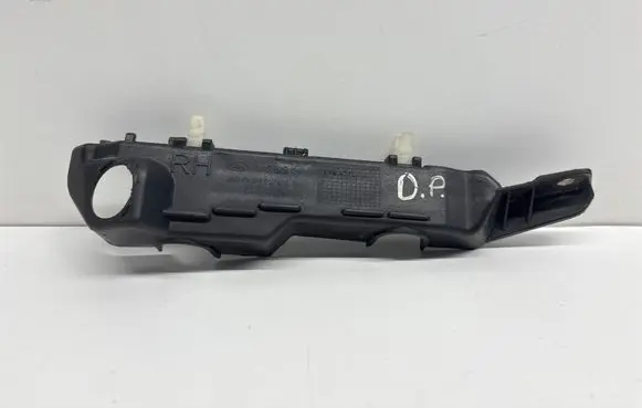 KIA Ceed Front bumper mounting bracket 86516A2000