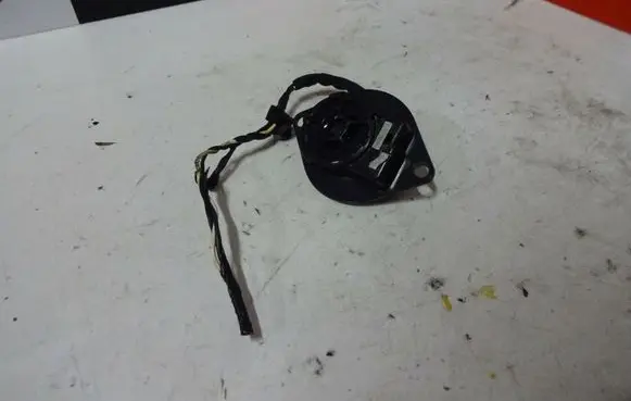 Volvo C70 Front door high frequency speaker 30679337
