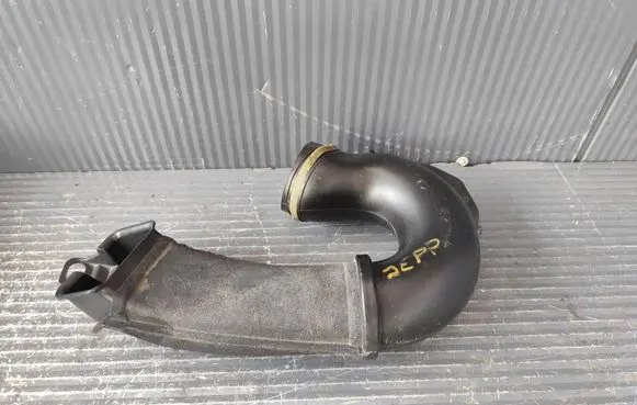 Jeep Cherokee KL Air intake duct part 68285605AB