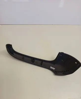 Audi 100 S4 C4 Front door interior handle trim 4A0867396