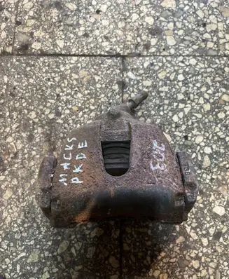 Ford Focus C-MAX Front brake caliper
