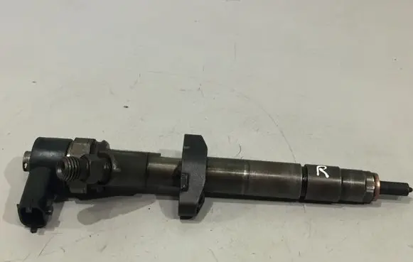Renault Laguna II Fuel injector 0445110084 8200084534