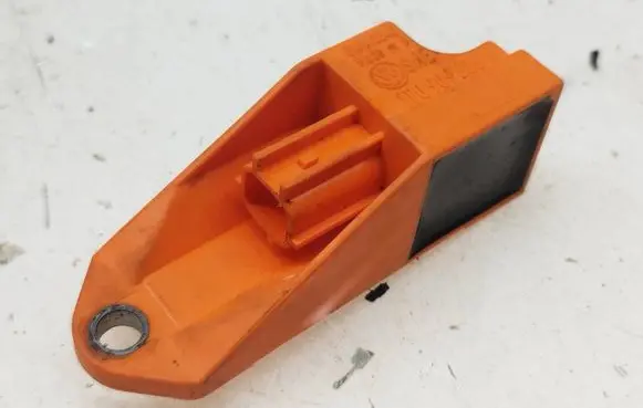 Skoda Roomster (5J) Airbag deployment crash/impact sensor 1T0909606A 5WK43340