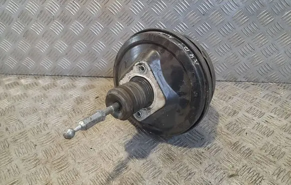 Audi A4 S4 B7 8E 8H Brake booster 8E0612105P
