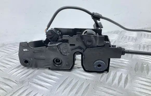Audi A5 8T 8F Engine bonnet/hood lock/catch 8K2823746