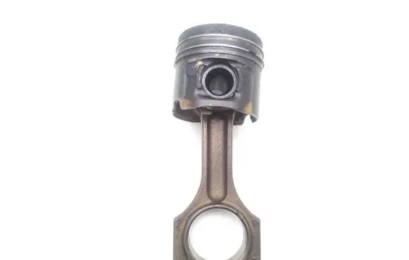 BMW 3 F30 F35 F31 Piston with connecting rod N47D20C
