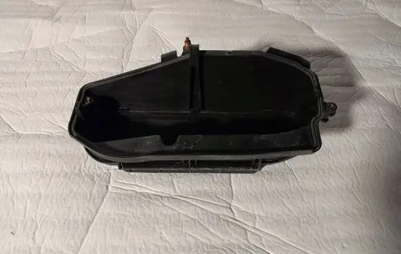 Mercedes-Benz SL AMG R230 Headlight/headlamp dust cover A2305400382