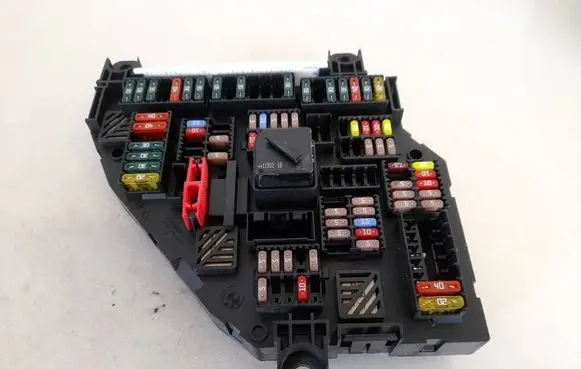 BMW 5 F10 F11 Fuse box set 923442301