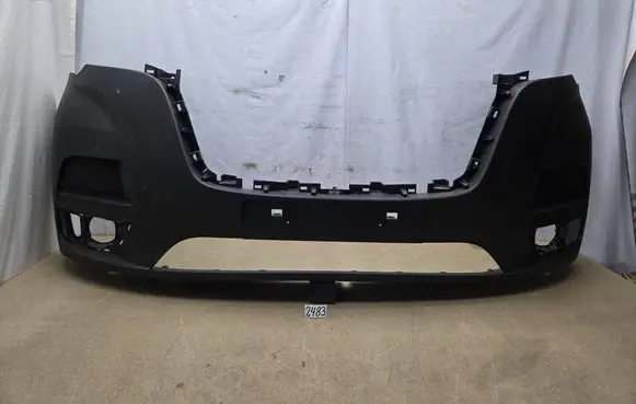Renault Master IV Front bumper 620228205R