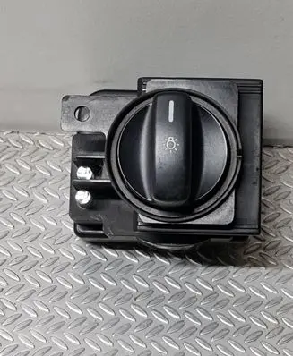 Mercedes-Benz B W245 Light switch 1695452704 1144658 32221101