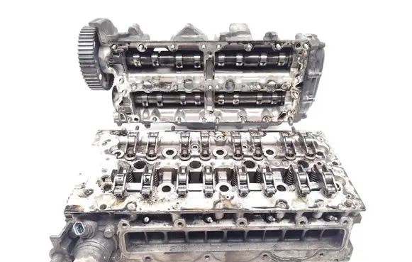 Iveco Daily 4th gen Engine head 502295001 504167975