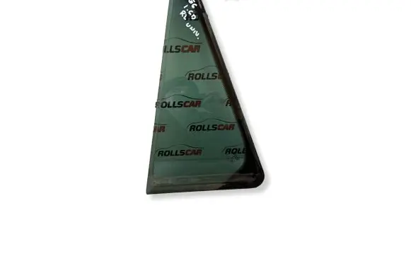 Volkswagen Golf VI Rear vent window glass 43R004670 E000266