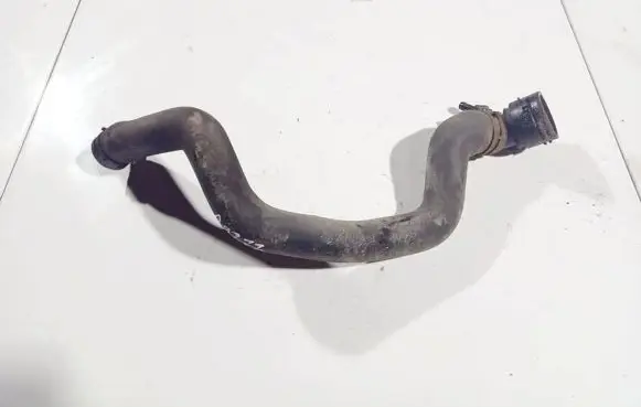 Volkswagen Golf V Engine coolant pipe/hose