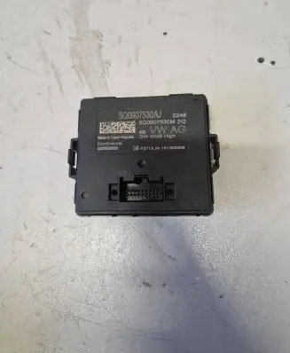Volkswagen PASSAT B8 Gateway control module 5Q0907530AJ 5Q0907530M 1610800506