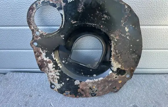 Nissan Patrol 260 Engine cover (trim) 30411G9900