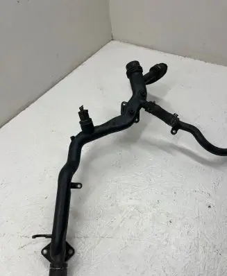 Audi A6 S6 C6 4F Engine coolant pipe/hose 06E121045T
